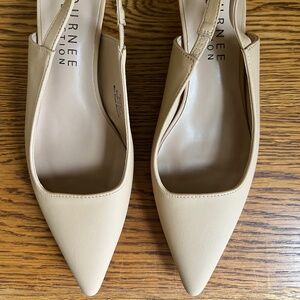 NWOT Journee Collection Sling Back Kitten Heels
